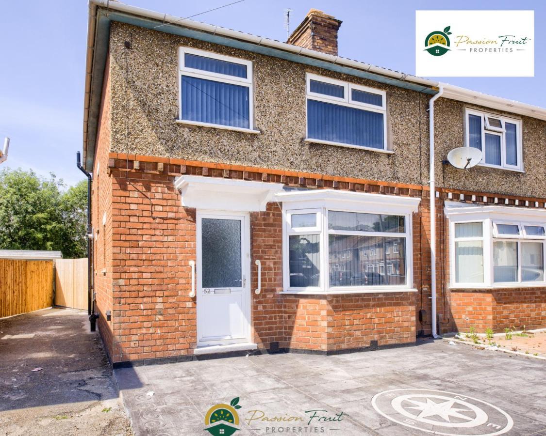 3 Bedroom Coventry House By Passionfruitproperties With Free Wi-Fi, Large Garden And Driveway - 52Nrc Exterior foto